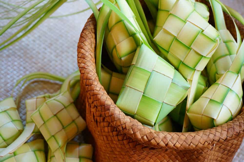 ketupat - 7 Peluang Bisnis Menjanjikan di Bulan Ramadhan yang Bisa Anda Coba