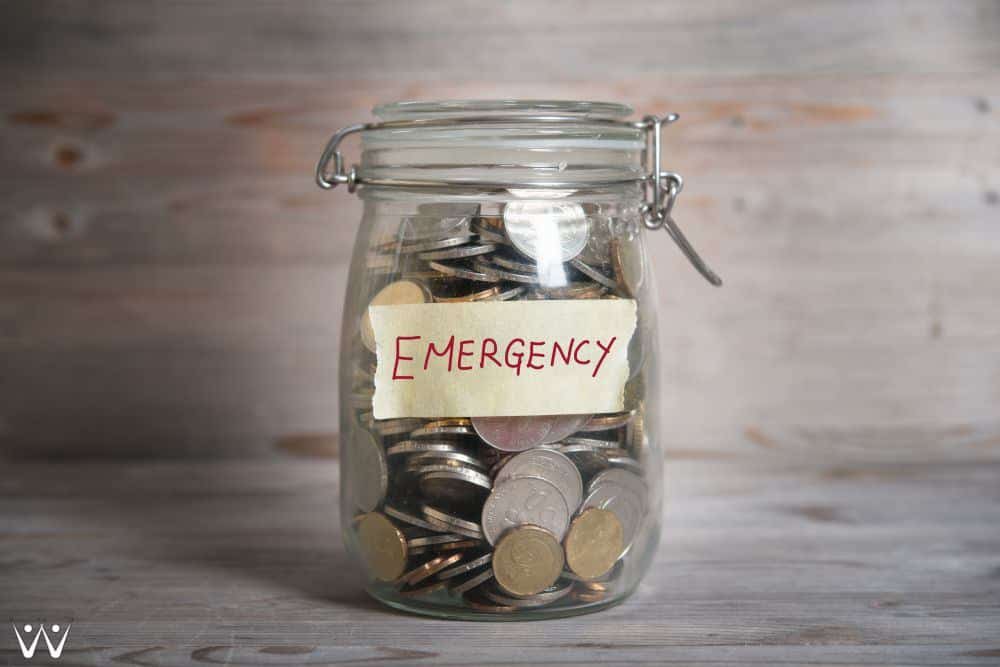 mempersiapkan dana darurat - emergency fund
