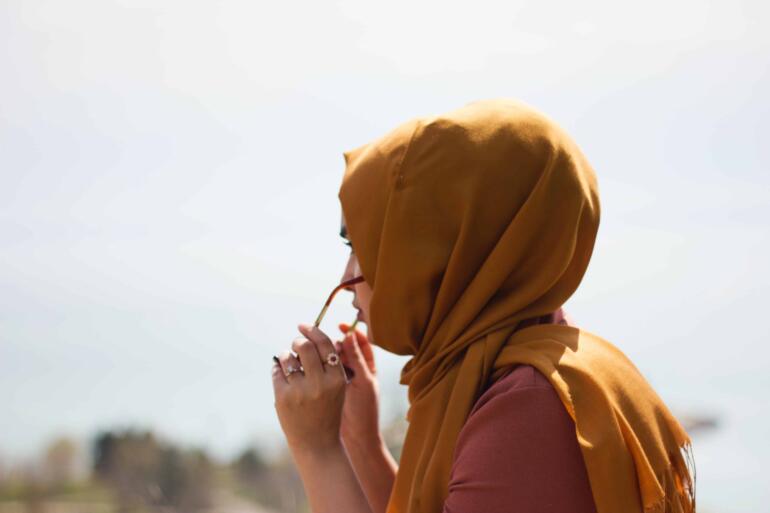 bila konsumen bisnis hijab loyal, mereka akan terus berbelanja di tokomu