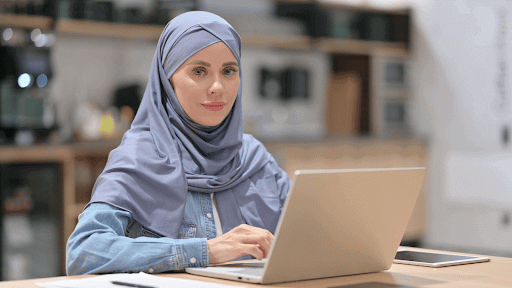 5 Ide Tema Website yang Cocok untuk Bisnis Hijab