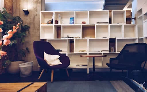 Strategi Menarik Pelanggan dalam Bisnis Furniture