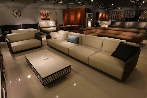 5 Inspirasi Desain Interior Toko Furniture yang Disukai Customer