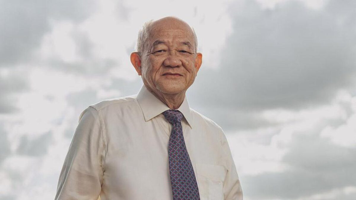 Kisah Sukses Low Tuck Kwong: dari Kontraktor Hingga Orang Terkaya di  Indonesia